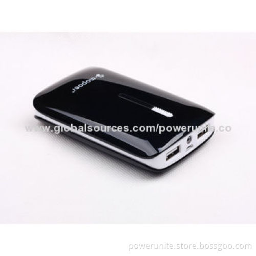 High-end Easy for Travel Small Size High-quality Portable Power Bank/Charger, Sized 101 x 65 x 27mm